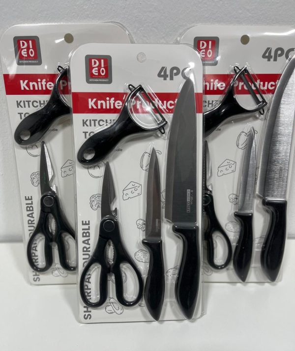 SET x 4 CUCHILLOS S-2212